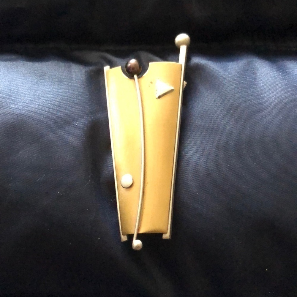 Mixed metal brooch